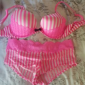 Push up Bra and panty . 34c and medium